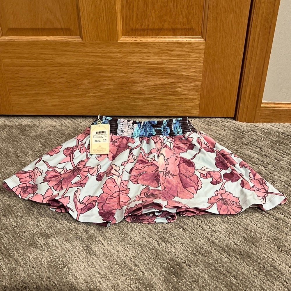 Maaji Girl’s Floral Pull On Swim Skirt, Elastic Waist, Size 16 NWT